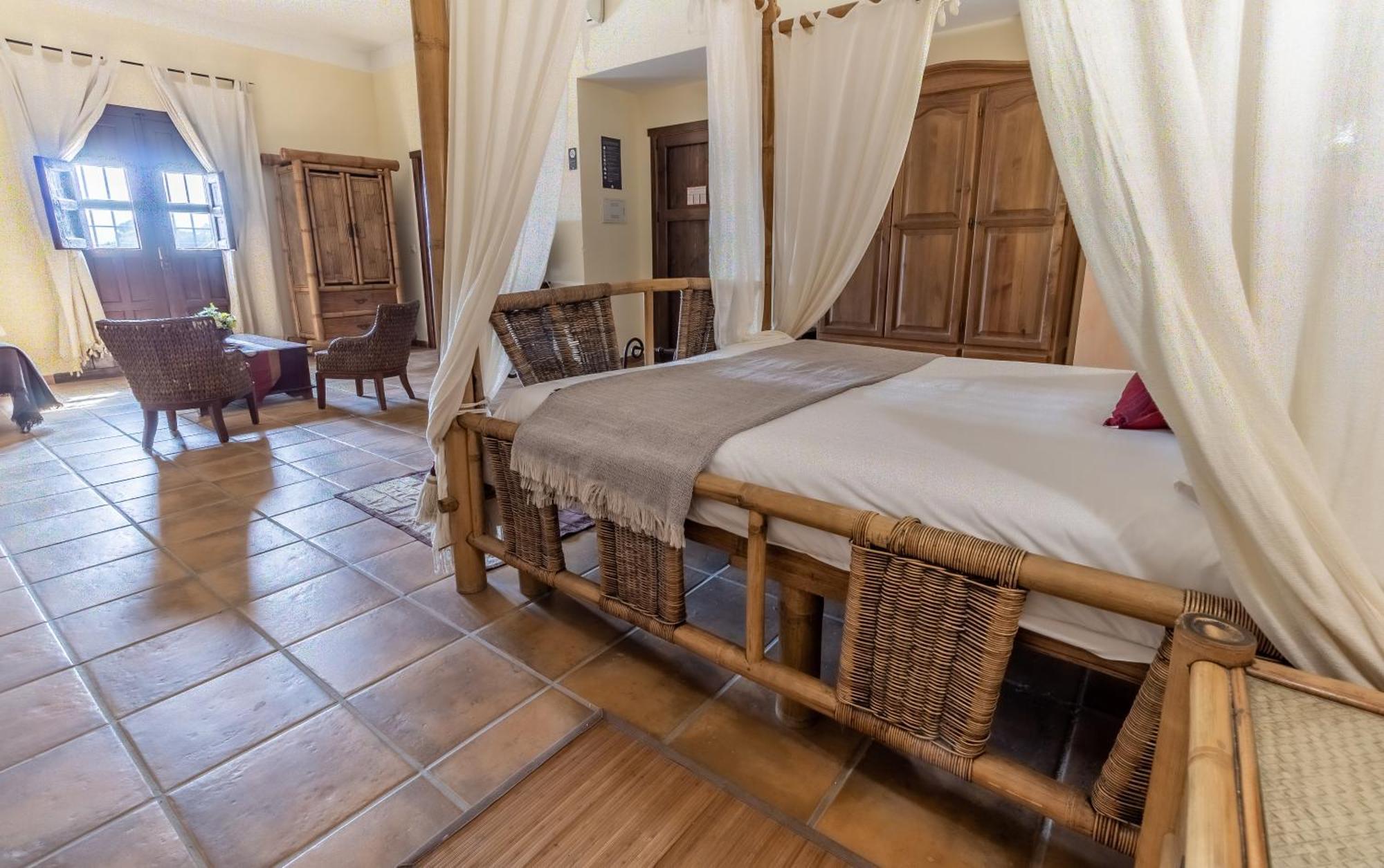 Hosteria Tierrallana By Juypehotel El Provencio ภายนอก รูปภาพ