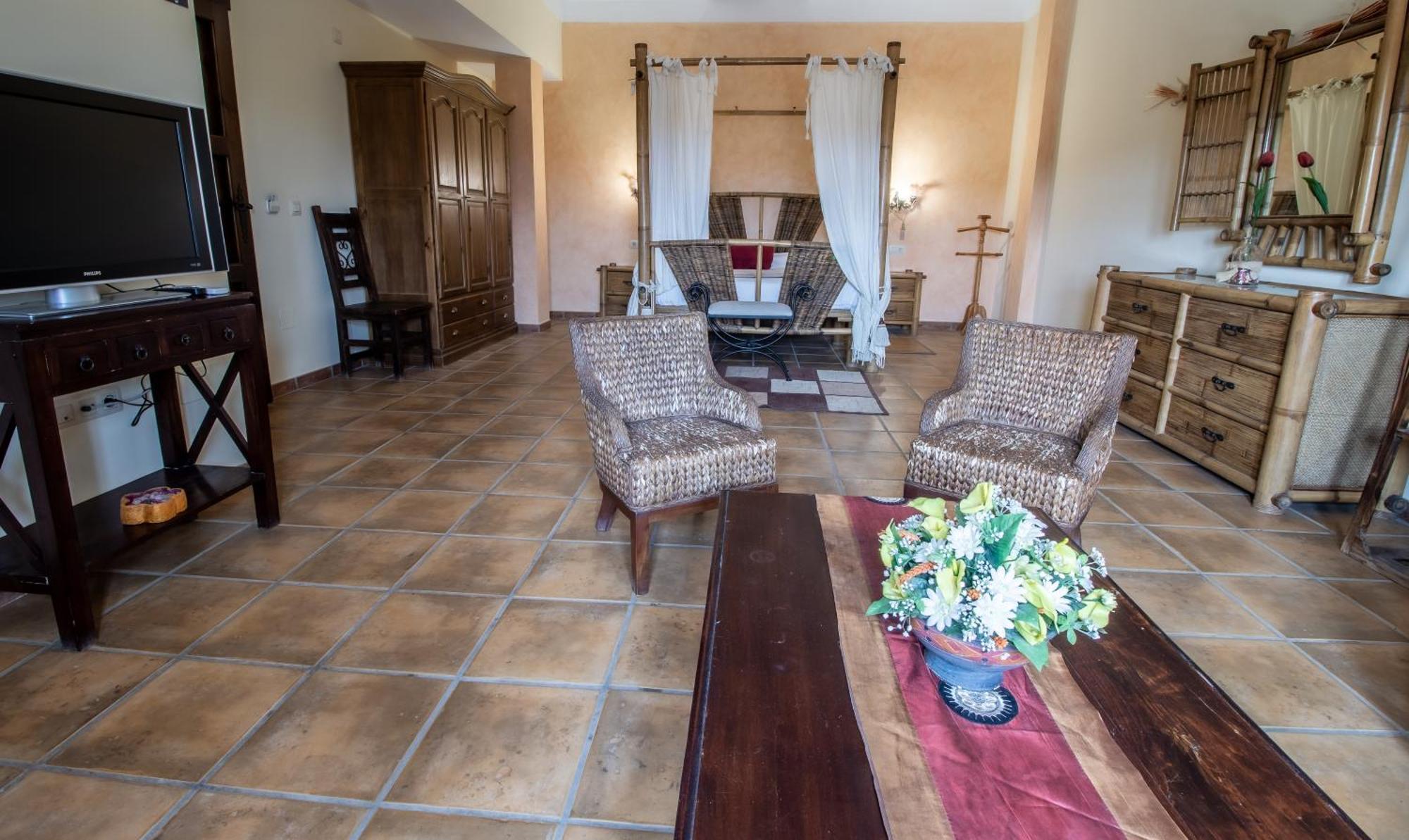 Hosteria Tierrallana By Juypehotel El Provencio ภายนอก รูปภาพ