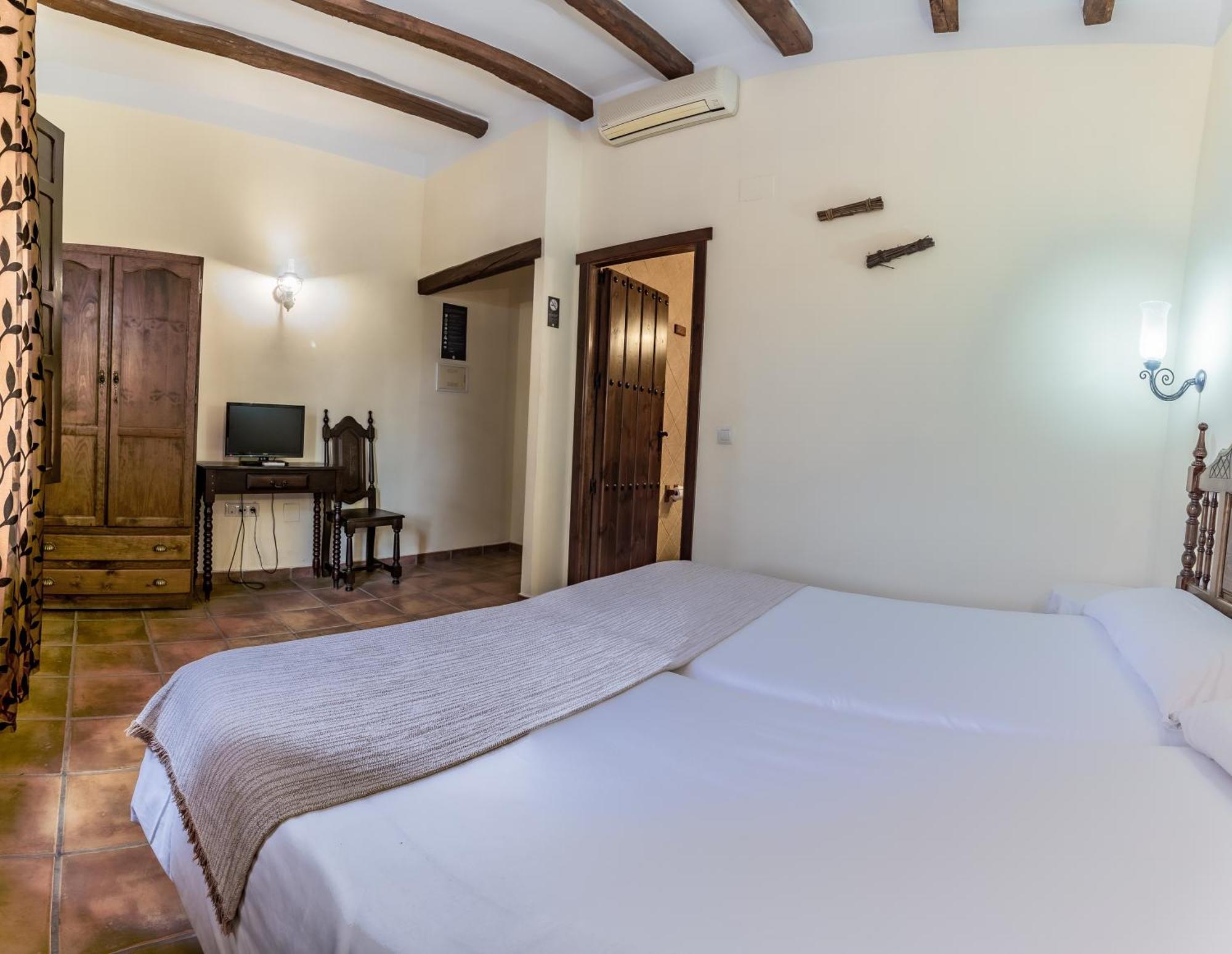 Hosteria Tierrallana By Juypehotel El Provencio ภายนอก รูปภาพ